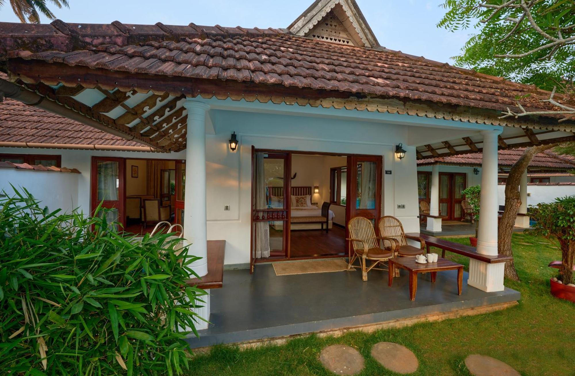 Rhythm Kumarakom Extérieur photo