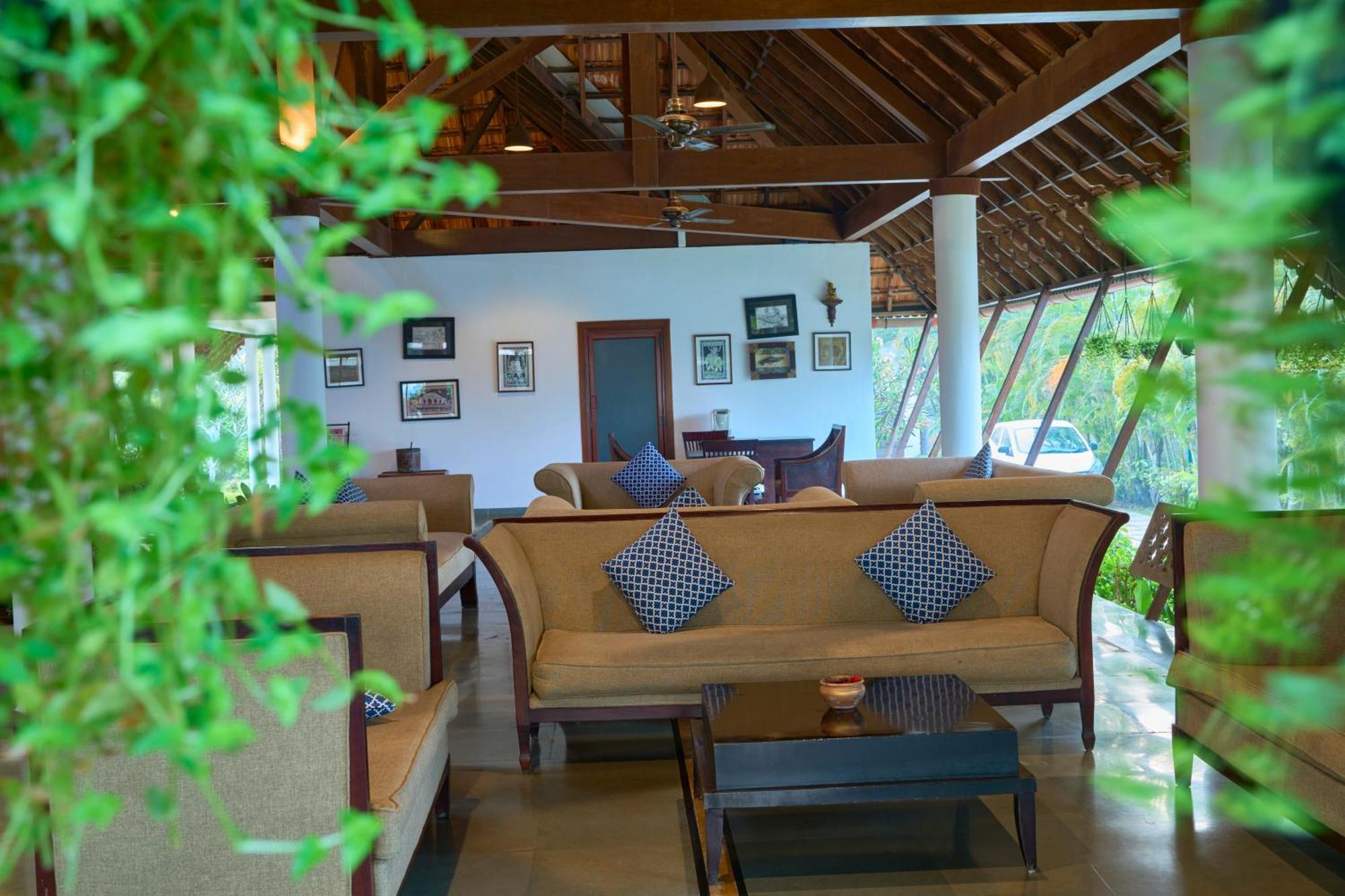 Rhythm Kumarakom Extérieur photo