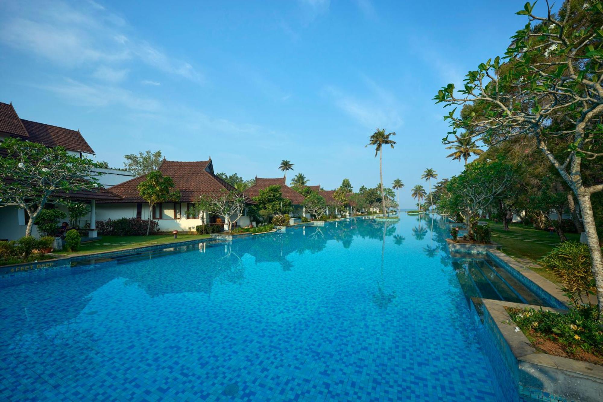 Rhythm Kumarakom Extérieur photo