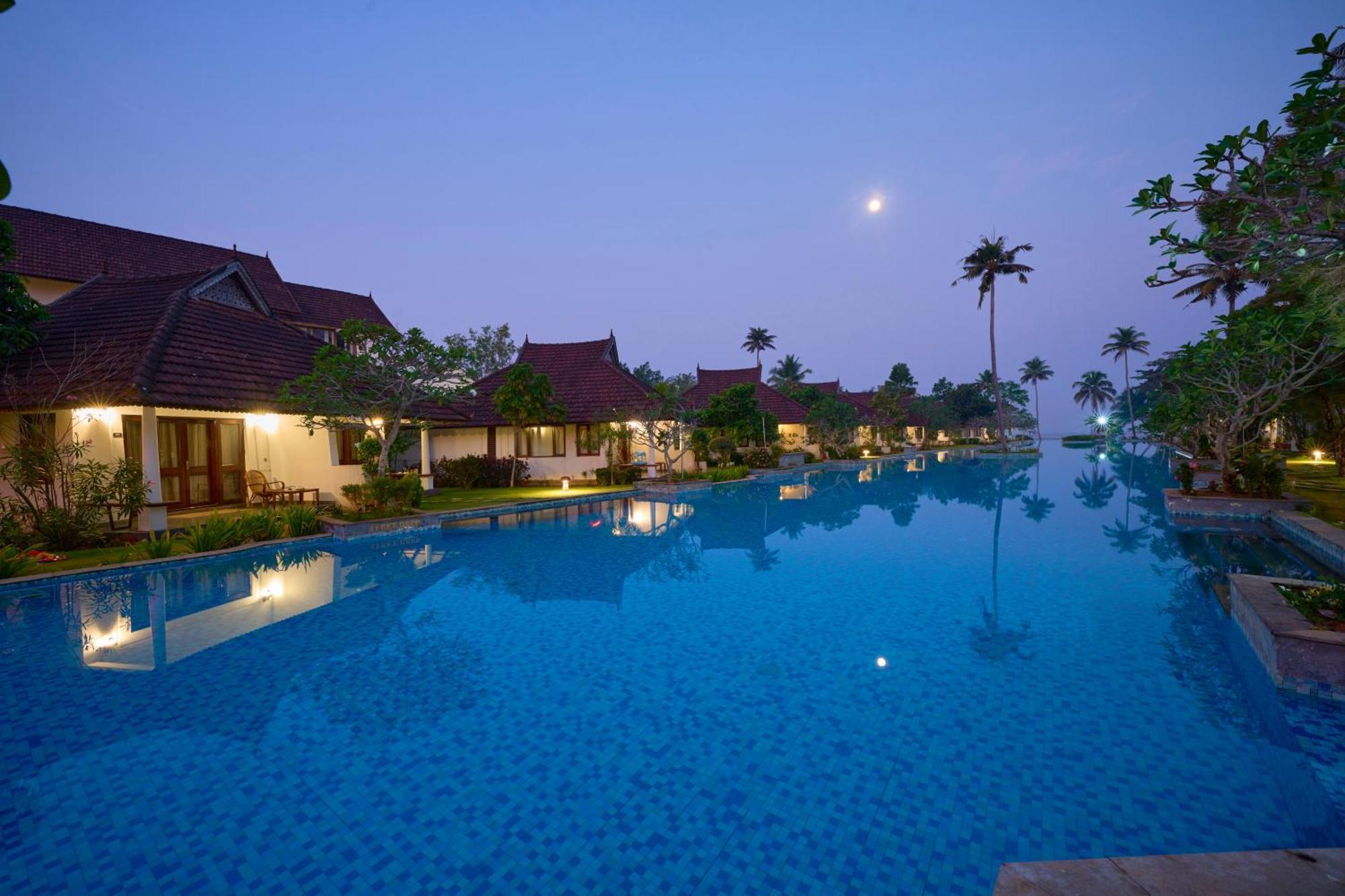Rhythm Kumarakom Extérieur photo